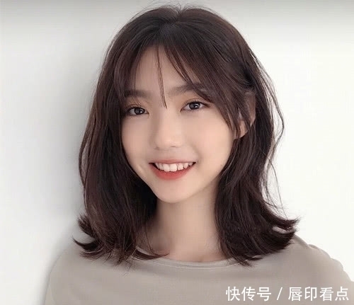 发型|脸大的女生千万不要留这几款发型,怪不得你看起来很土很没气质