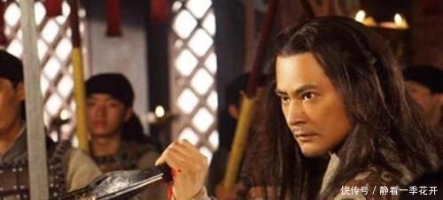 皇帝|皇帝生病大臣去看望,一位因太激动把脚崴了没去成,保住了一条命!