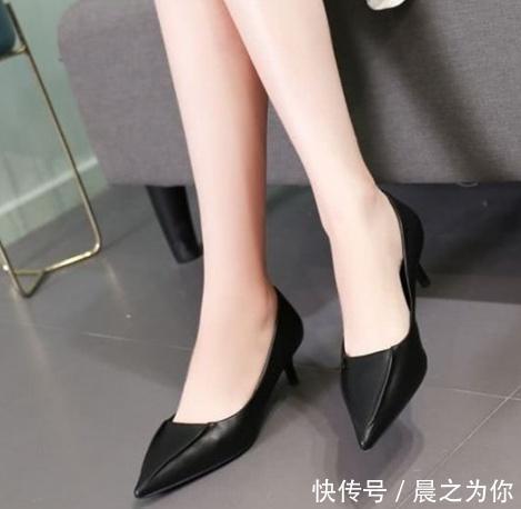 资本 细跟鞋是女人自信的资本,让你拥有足够的回头率!