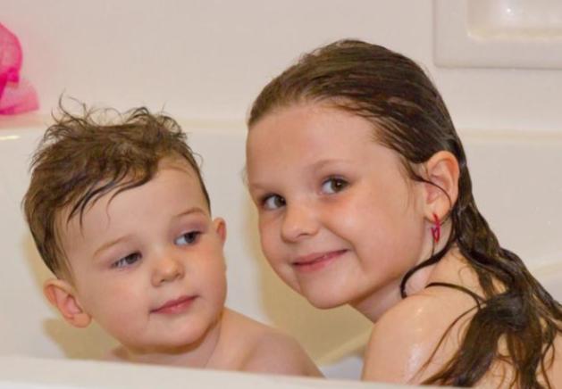 好奇心|“妈妈,你下面怎么长胡子了”,妈妈的回答,让人拍手称赞