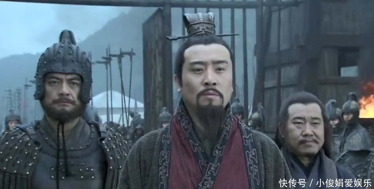 吕布|除了刘备之外,还有两人可以压制关羽,诸葛亮不在其中