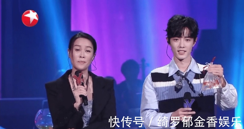 月半小夜曲|盘点《我们的歌》第一季的那些神仙合作,“两代”歌手完美合作