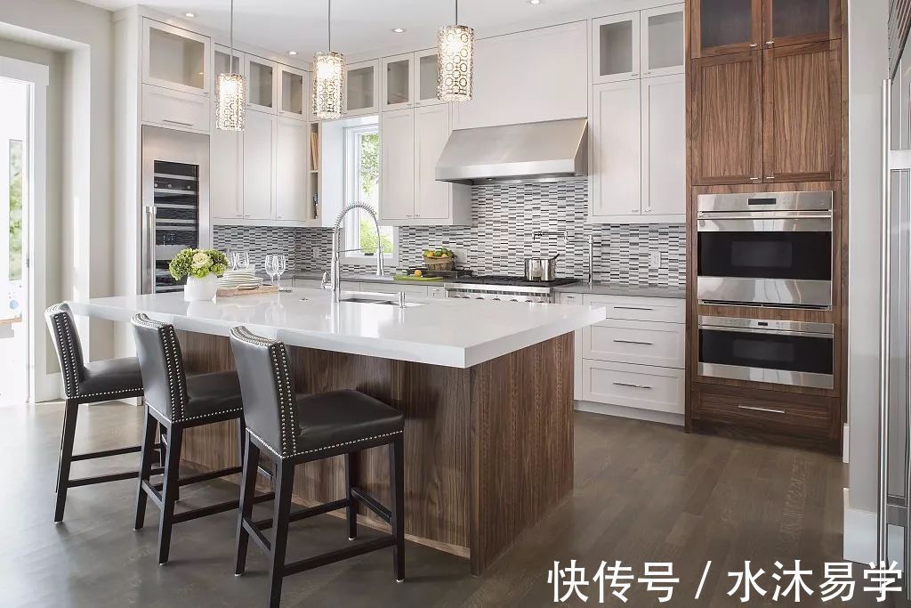 睡床|家里的这些家具要靠墙摆放！