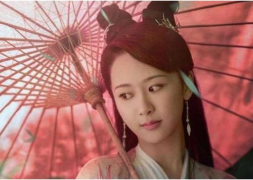 又一部侦探综艺来袭，杨紫为常驻嘉宾，两大军艺校草齐相聚