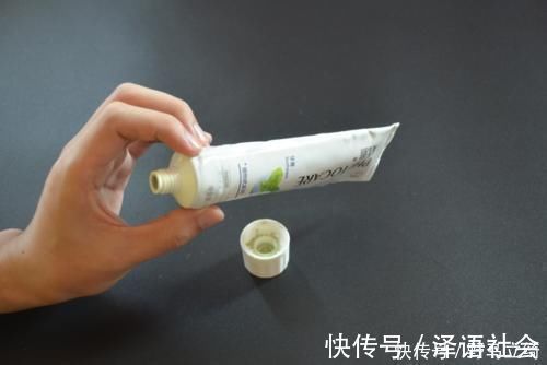 急救|4岁宝宝掉入170度油锅,奶奶3步救下孩子,医生:急救措施很专业