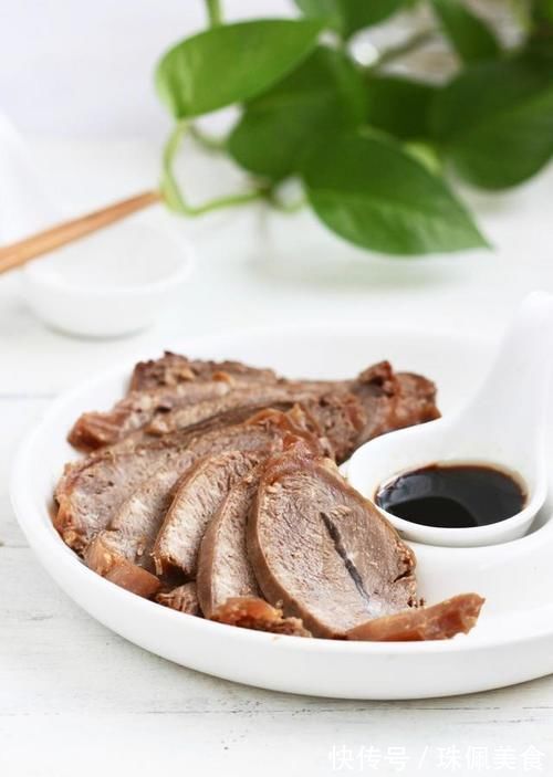 卤牛肉，我家用了30多年的配方，加“1料”，牛肉酥软，不缩水