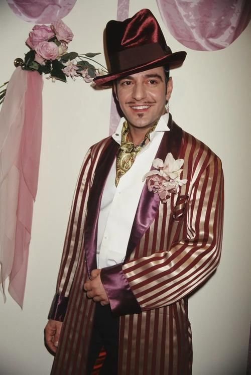 Dior代言人加起来 可能都没这个设计师带货！