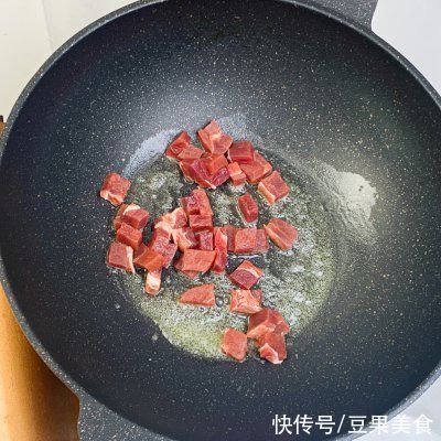 香菇|电饭煲里的美味焖饭 夏天不再热火朝天