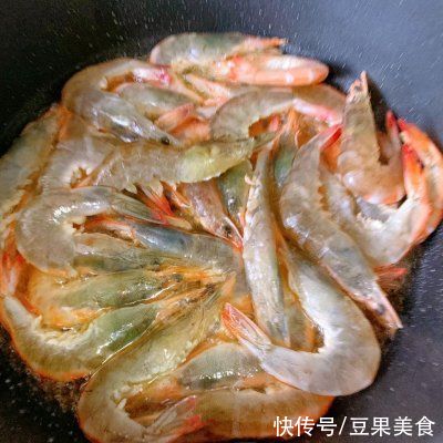 快手|这样做的油焖大虾~简单快手~好吃到舔手指