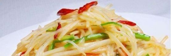  酸辣|简单家常菜香拌萝卜苗，炒黄瓜丁，泼辣牛肉，酸辣土豆丝的做法