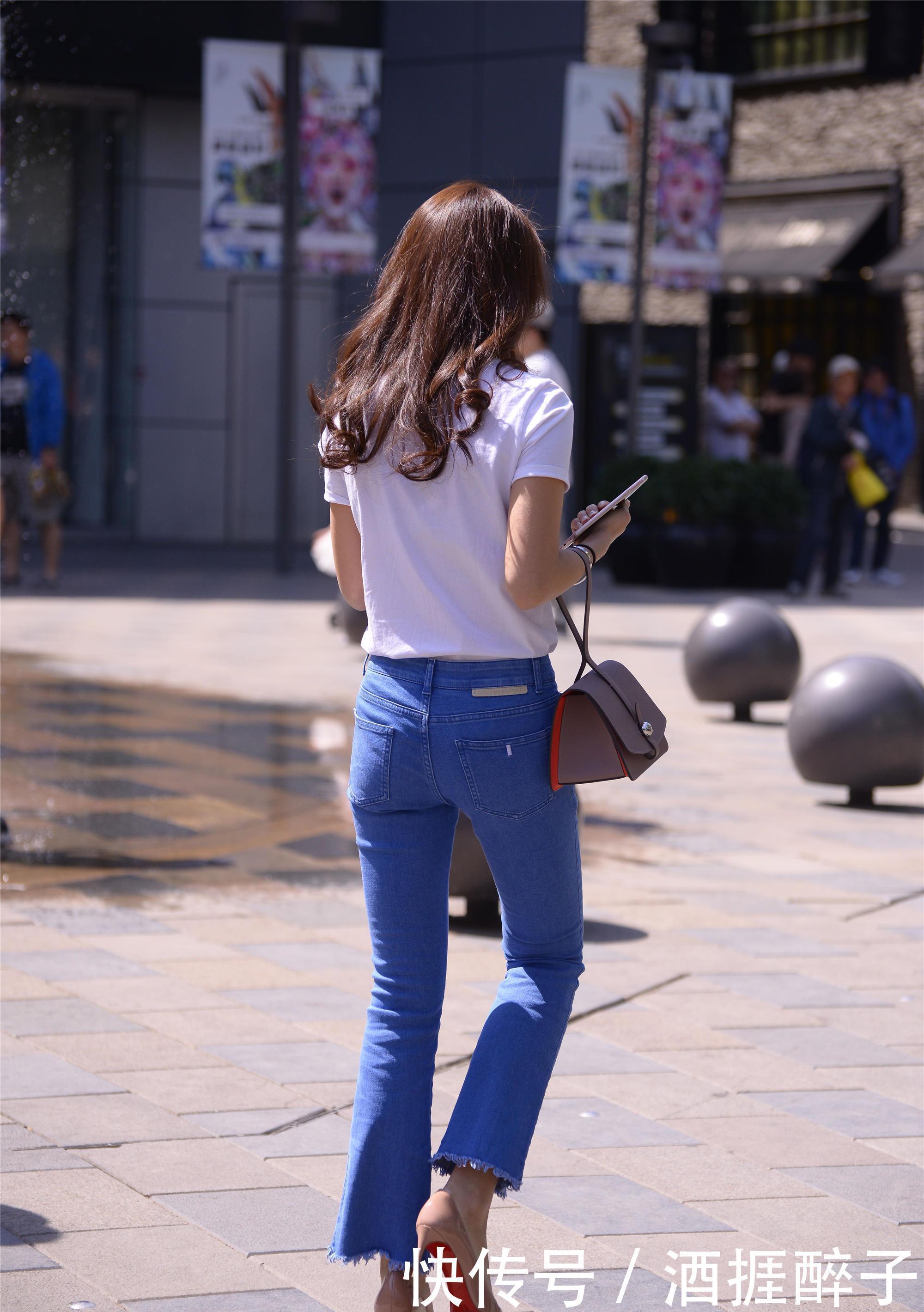 气质|牛仔裤搭配高跟鞋,好看时尚显气质,有了不一样的感觉