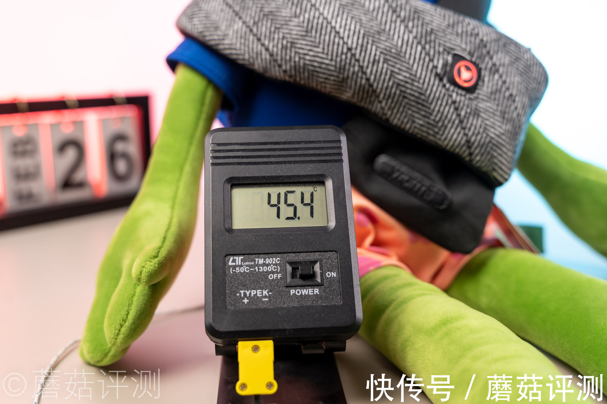 温度|守护后脖颈的最后一片温暖!飞乐思(FLEXWARM)发热围巾行家里手款 体验评测