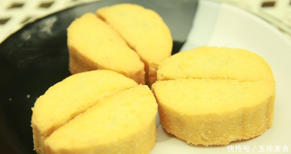 蛋糕|南瓜发糕,比蛋糕都好吃,松软香甜,蒸出来的美味不上火!