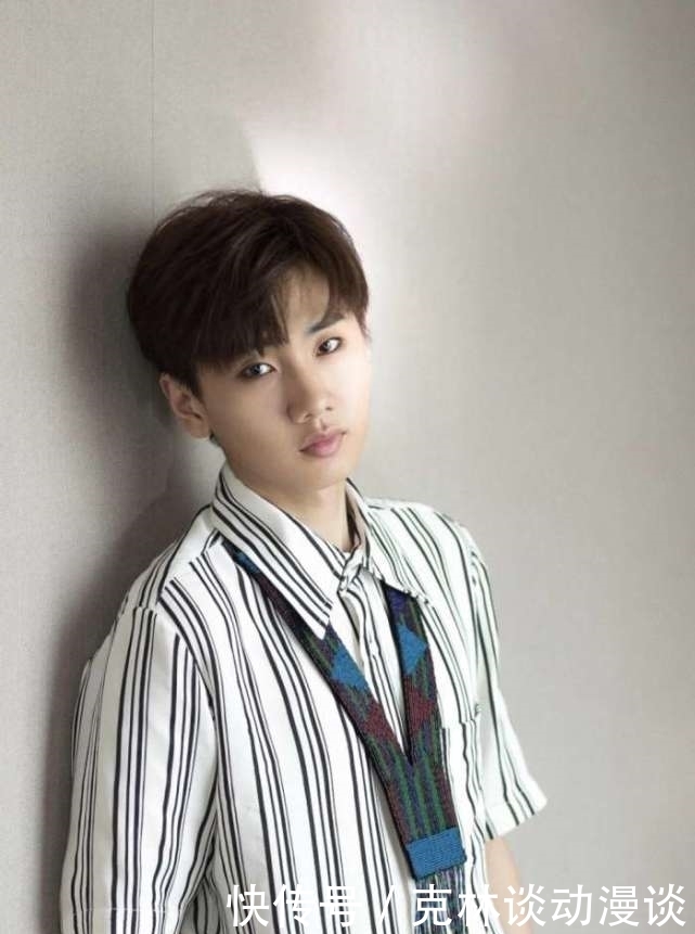 龙字科|汪苏泷自我介绍逗笑众人,这小嘴叭叭的,被唱歌耽误的相声演员