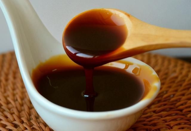 梨膏|秋梨膏别去超市买，学会古法熬制，不放一滴水，孩子吃润燥更润肺