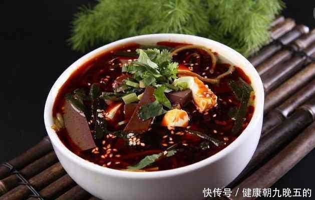 给西安人民一个馍,就能惊艳全世界!我后悔没在西安这样咥泡馍!