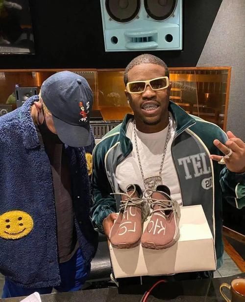 超限量 赛博朋克+超限量200多双,菲董NMD联名下一双天价鞋款预定