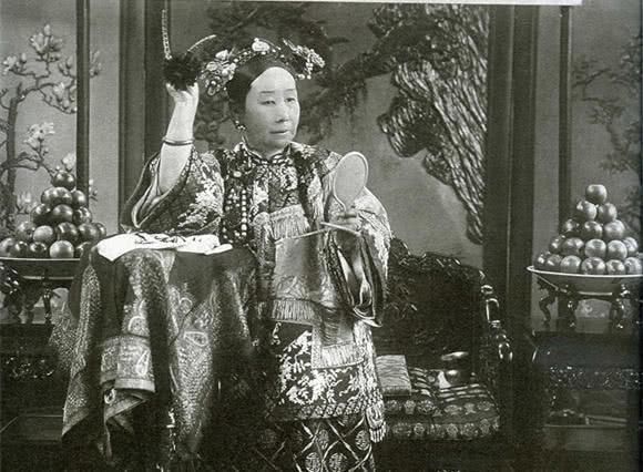 慈禧|光绪到底被谁毒杀的？专家：不是慈禧和袁世凯，她才是最大嫌疑人