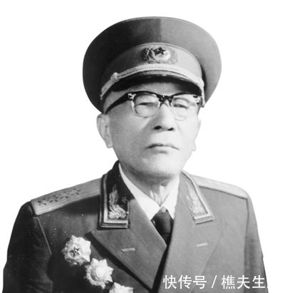 长征|红军长征时，王平搞恶作剧，黄克诚气得用棍子打他