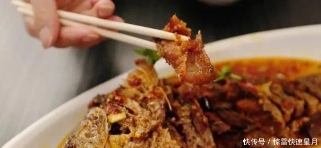 这家店又远又小却贼有名!为了吃他家我坐了30站公交!