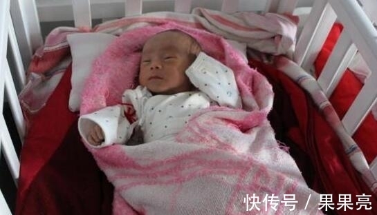 三胞胎|产检发现三胞胎,可把妈妈乐坏了,生下来竟又是惊喜