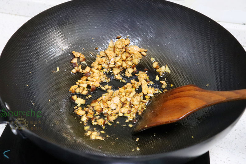  步骤|猪油拌饭太香了，做法简单，实惠美味，我家三天两头就要吃一次！