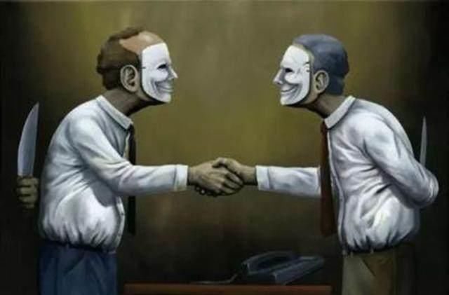 护短!心理学从以下四个方面就可以看出一个人是君子还是小人