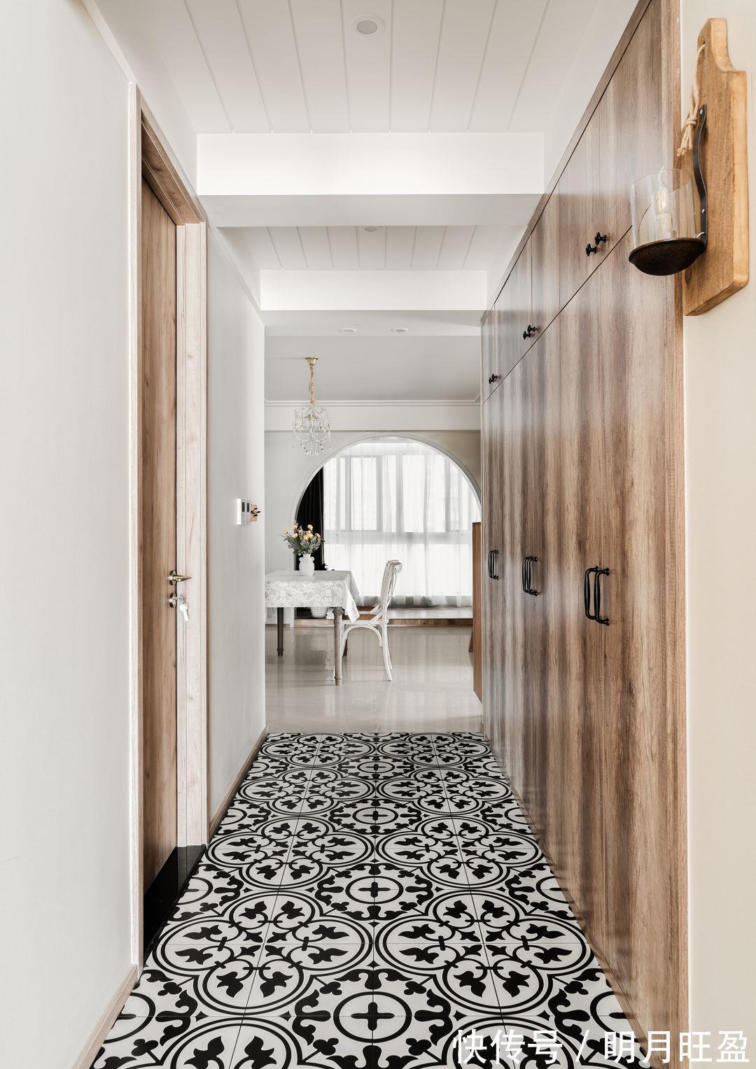 双开门|同样是原木风,她家不跟风不顺应主流,混搭出的效果让人眼前一亮