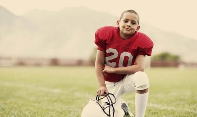 骨线|孩子出现3个信号,是''骨线闭合''的前兆,宝妈早发现还能补救