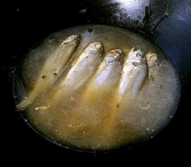 此鱼，肉嫩鲜美还滋补，老人和小孩适合吃