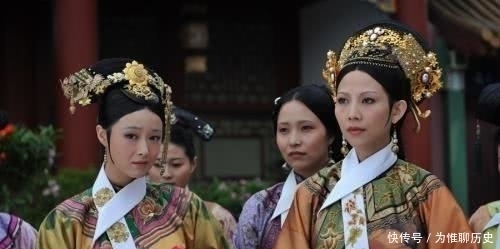 为何清朝女子的脖子上都常挂白布条,到底有啥作用?专家:太有深意!