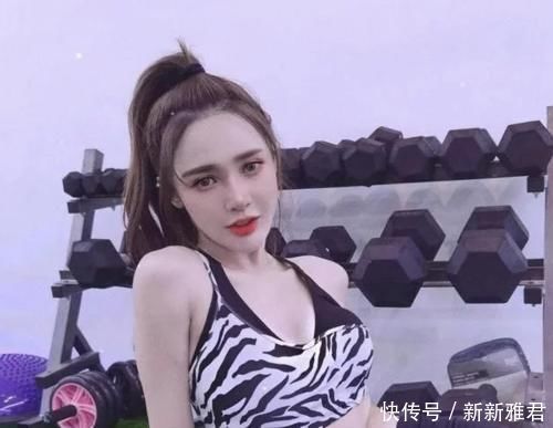 马甲线|马来西亚黄诗琪，颜值与好身材并存，运动很重要