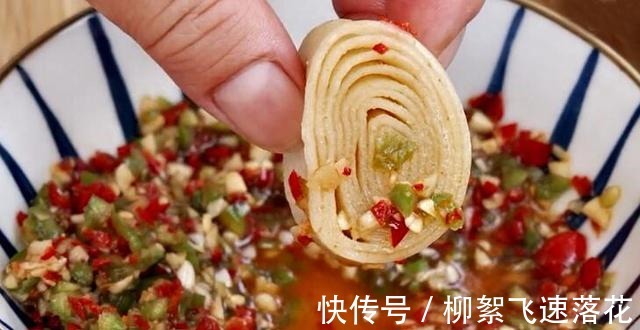 包子|夏天，吃馒头包子不如吃它，一卷一蒸柔软筋道，比馒头包子好吃！