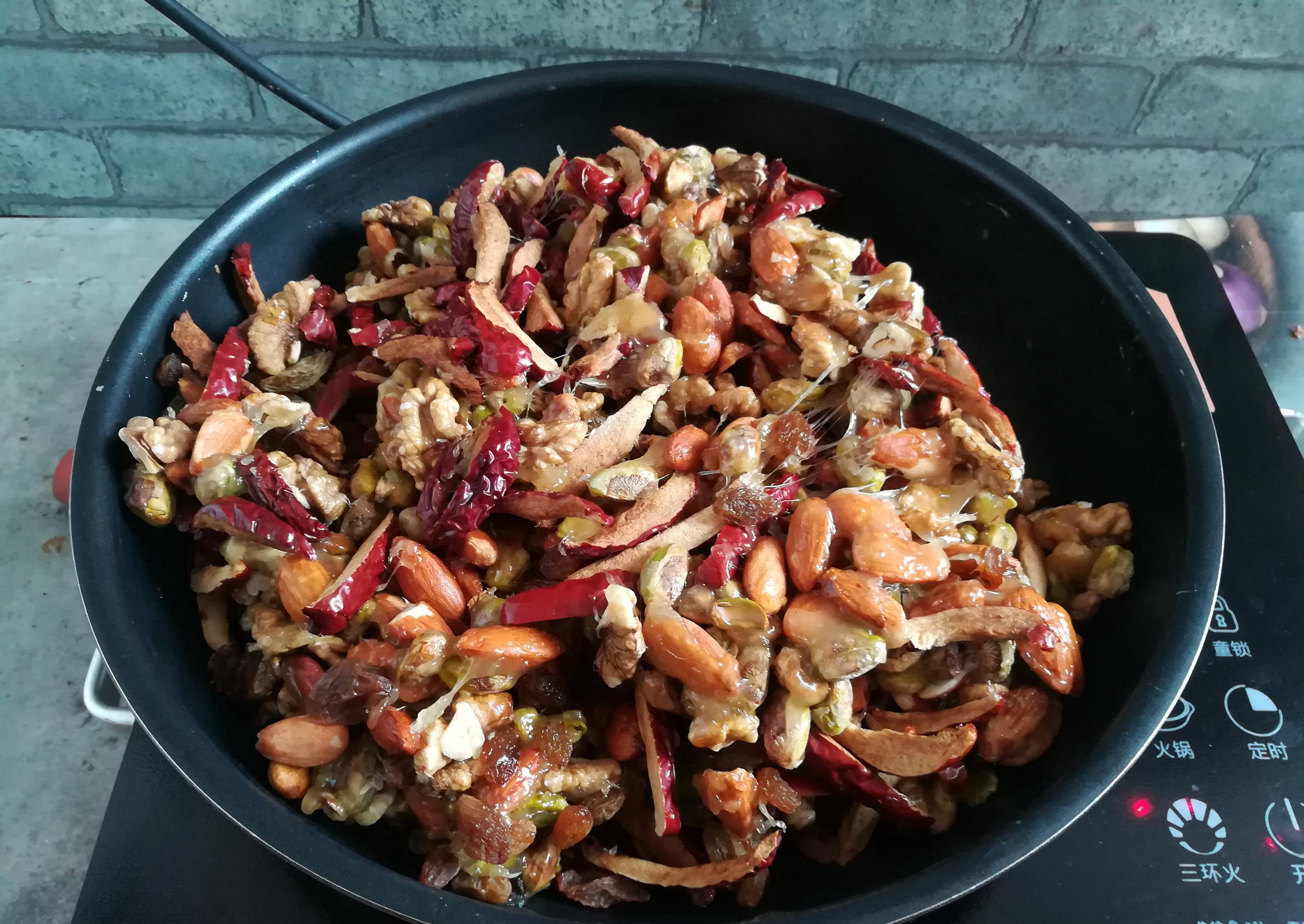 二十三把糖粘,这糖每年只做一次,朋友:糖果界的“满汉全席”