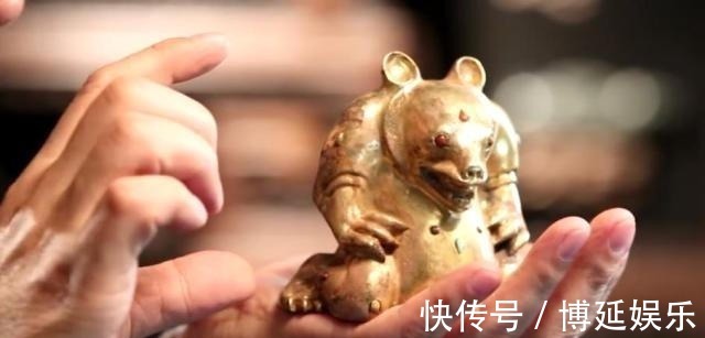 店主@马未都我有一只西汉时期的“熊二”,浑身都是宝石价值千万!
