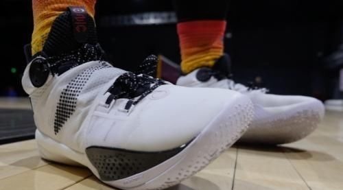 保护性 顶级的舒适体验+无死角的实战性能!可有名无实的它还能叫“音速”吗?