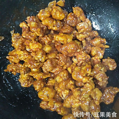 赶紧收藏！吃它不用吃米饭的溜肉段绝对美味的秘诀