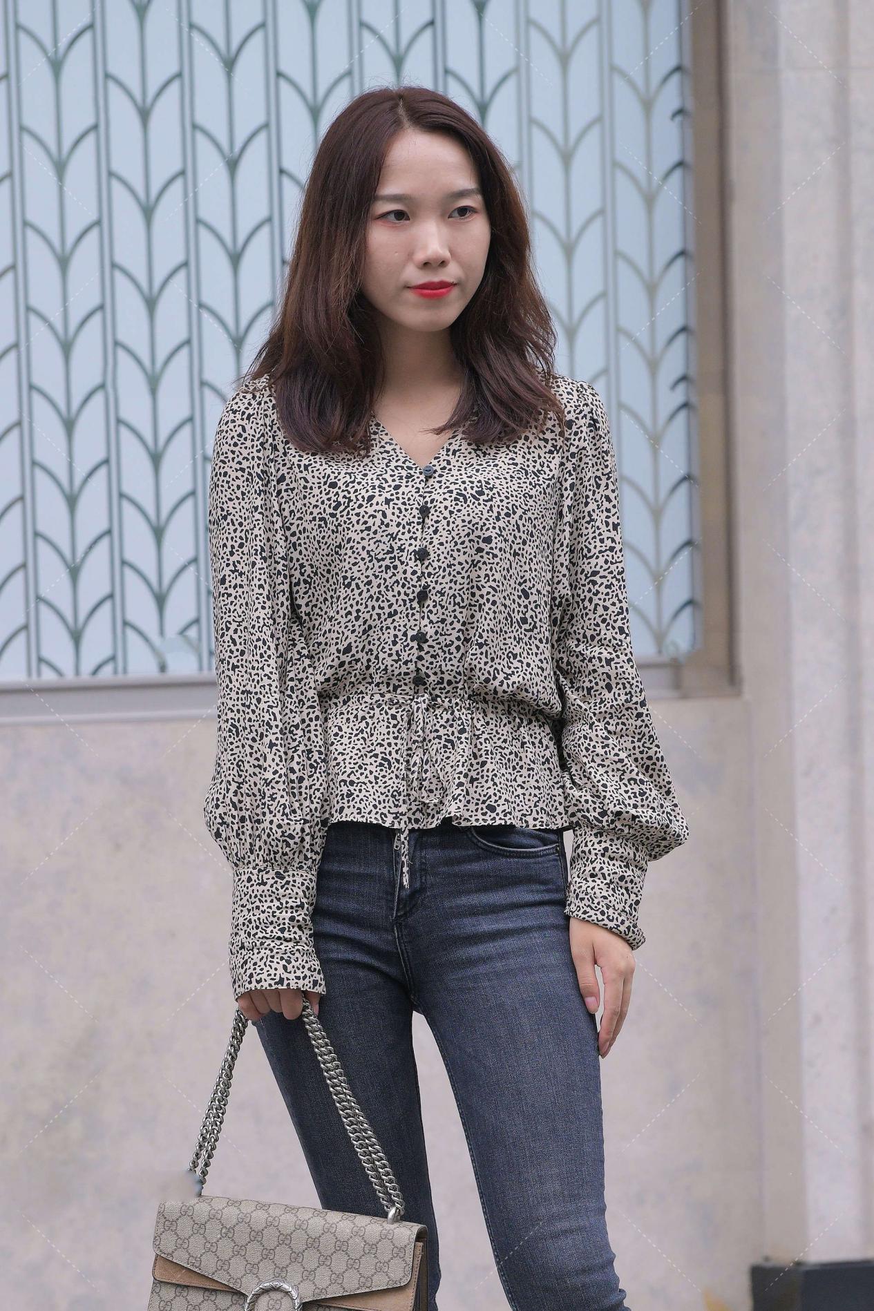 气质|收腰荷叶边长袖衬衫, 组合搭配显示出时髦气质