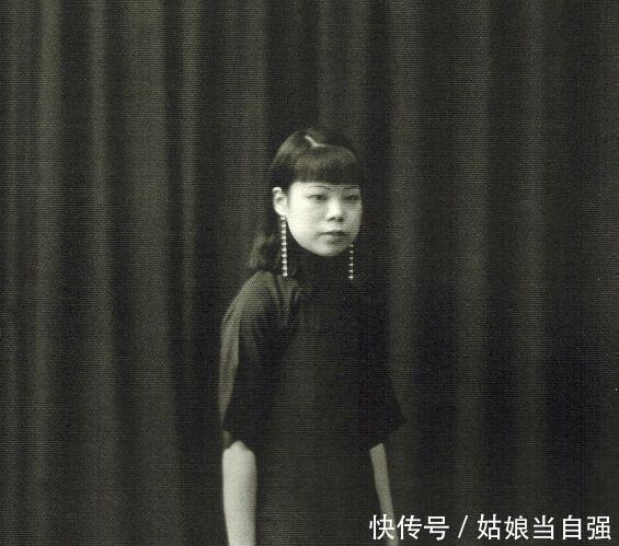 离婚|历史上唯一敢与皇帝离婚的皇妃，网友说她长得像一个人，还真像！