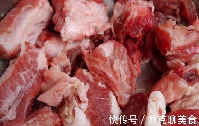 两个错误|做红烧排骨时,不要犯两个错误,排骨更鲜更嫩更好吃