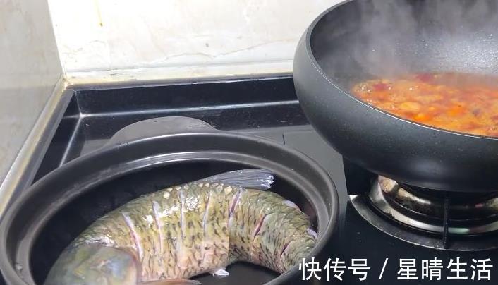 涂抹|给鱼去腥,不要用料酒,教您一个好方法,炖鱼无腥味,鲜香十足