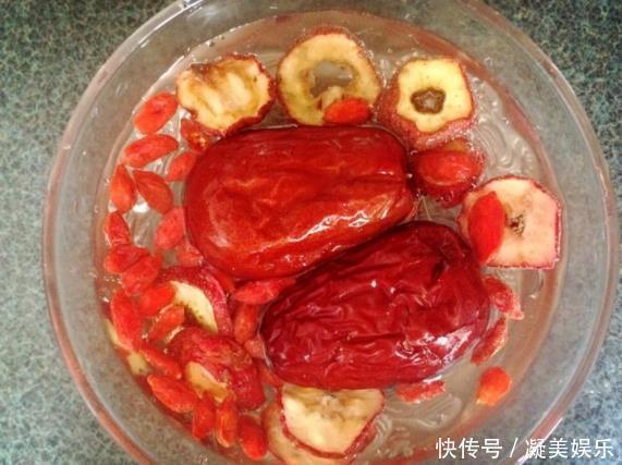 一个月|山楂和“二物”搭配,坚持一个月,排毒养颜,改善多种慢性病