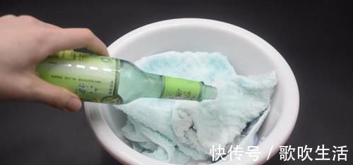 花露水|不管毛巾有多脏,简单一个清洗方法,毛巾立马焕然一新,赶紧试试