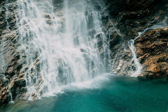 奇观|被誉为“庐山第一奇观”，是集飞瀑流泉为一体的山丘型旅游地