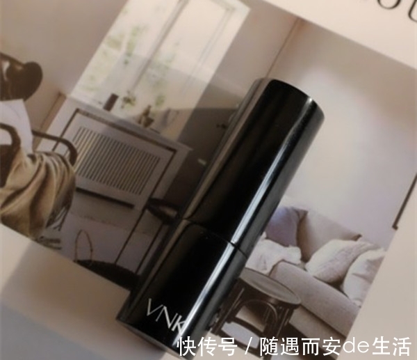 美妆博主 “国货之光”成幌子?这些口红坑你入错了吧!