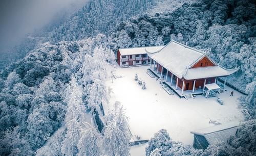 衡山|祈福圣地衡山成人间仙境，南国雾凇离广东仅2小时，游客：大美！