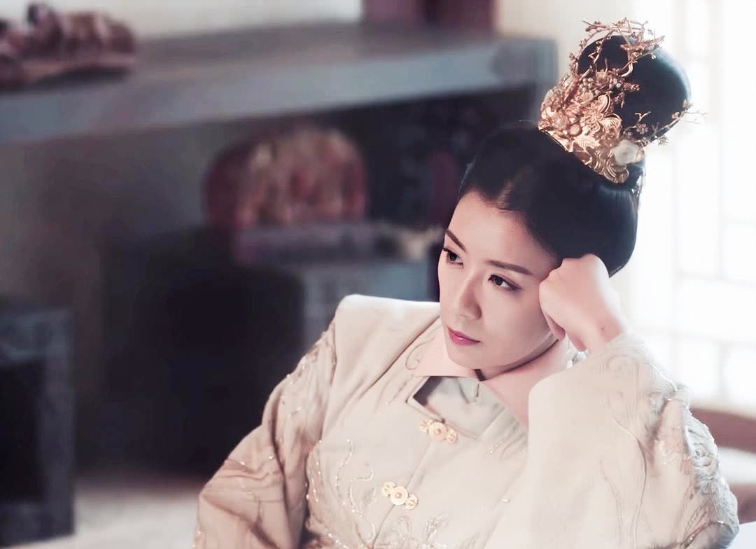 万贞儿|皇上带头宫斗，朱见深设计陷害皇后，挑起后宫争端