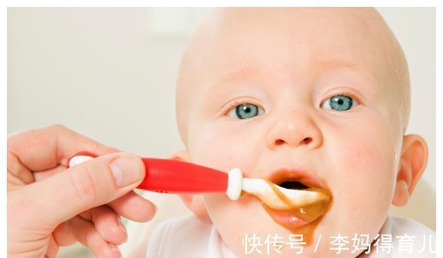 添加|宝宝开始吃辅食后,喂奶量如何变化才合适?家长要根据月龄来判断