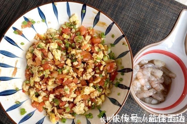 曲曲菜|别总拿白菜包饺子了，试试这4种馅料，爽嫩开胃，香到舔盘子