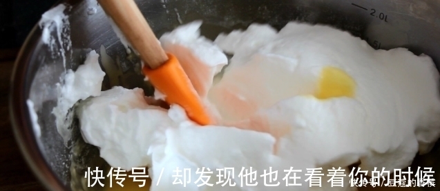 蛋糕|用电饭锅做蛋糕原来这么简单，面粉和鸡蛋一搅，比蛋糕店买的好吃